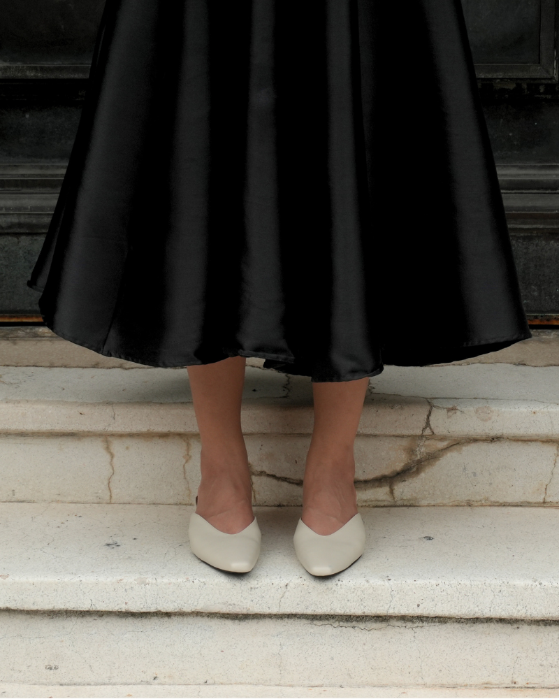 Elaine Maison Mules - Porcelain Veil