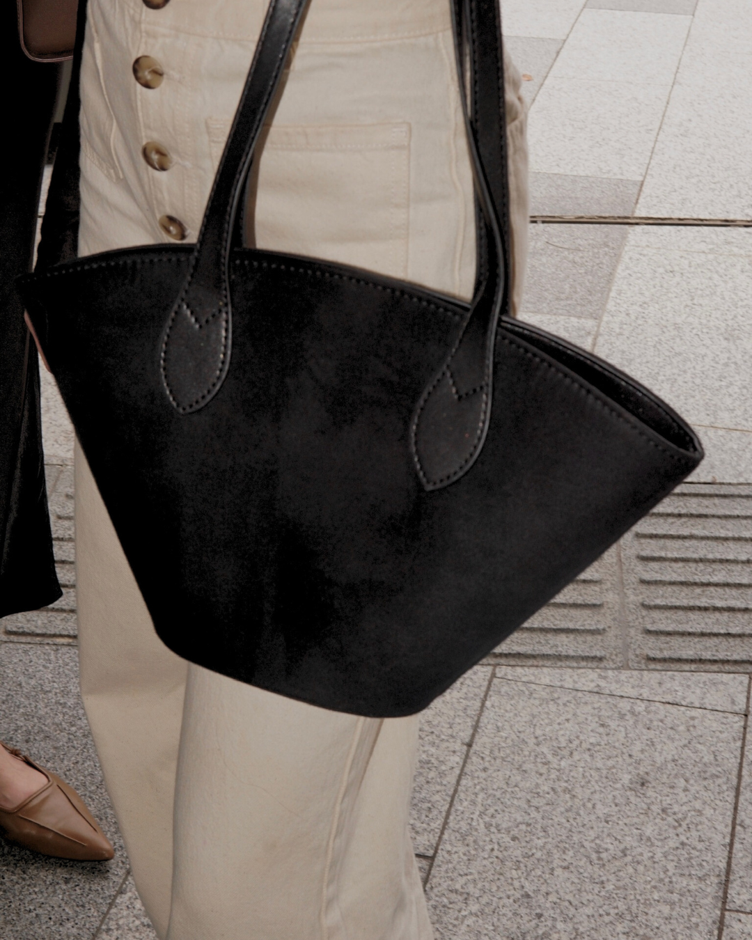 Carolyn Suede Tote Bag - Black