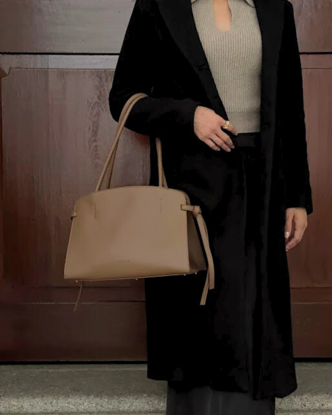 Pirrie Hourglass Bag - Biscotti