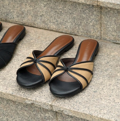 Capri Sandals - Salted Black