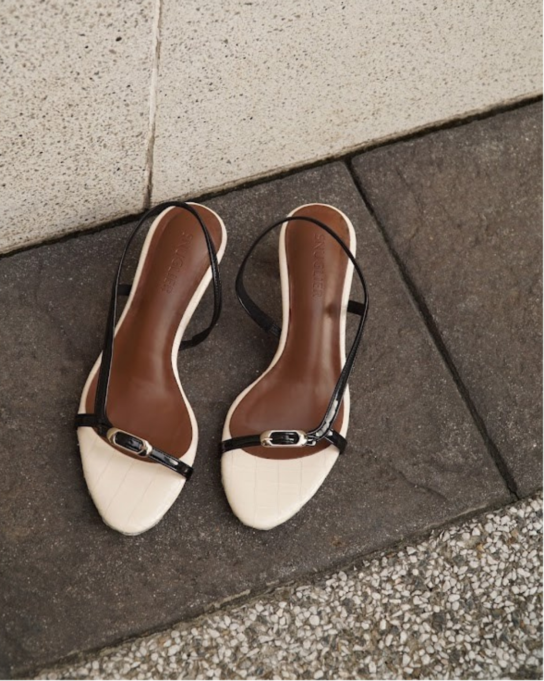 Solene - Suit & Pearl