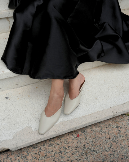 Elaine Maison Mules - Porcelain Veil