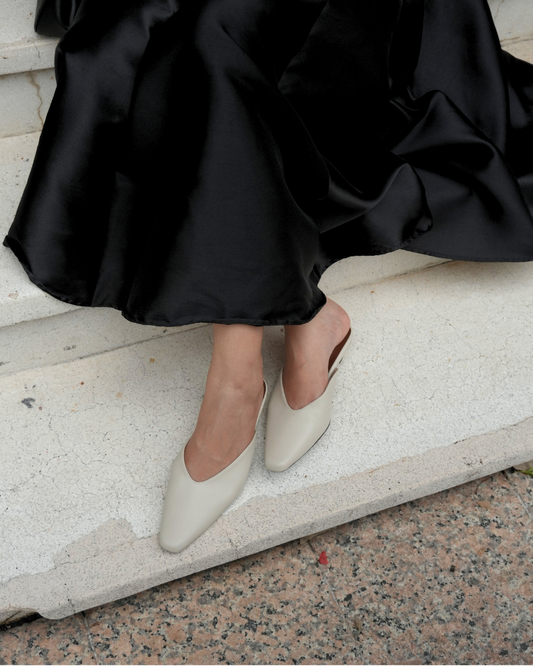 Elaine Maison Mules - Porcelain Veil