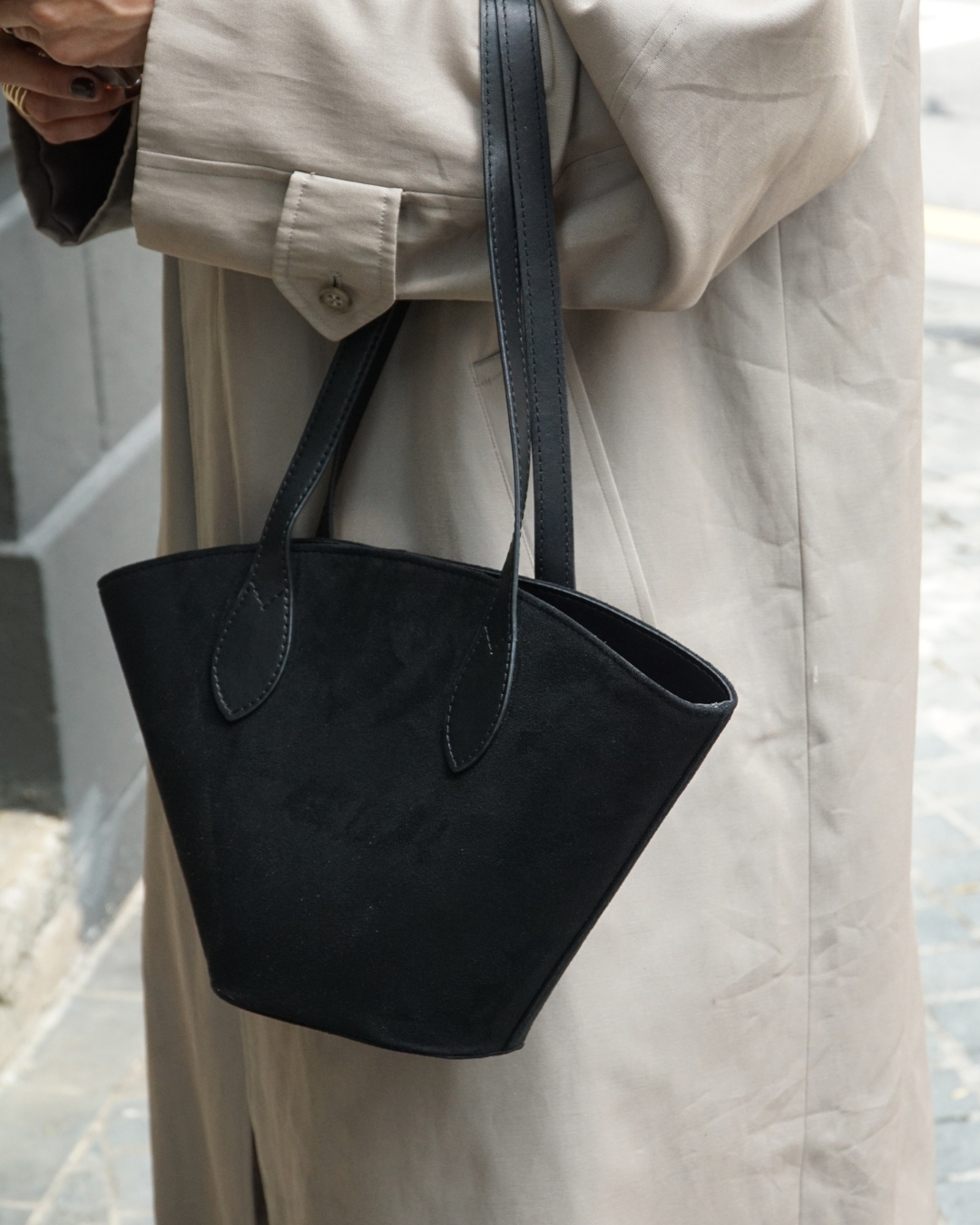 Carolyn Suede Tote Bag - Black