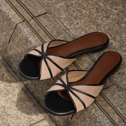 Capri Sandals - Black Sand
