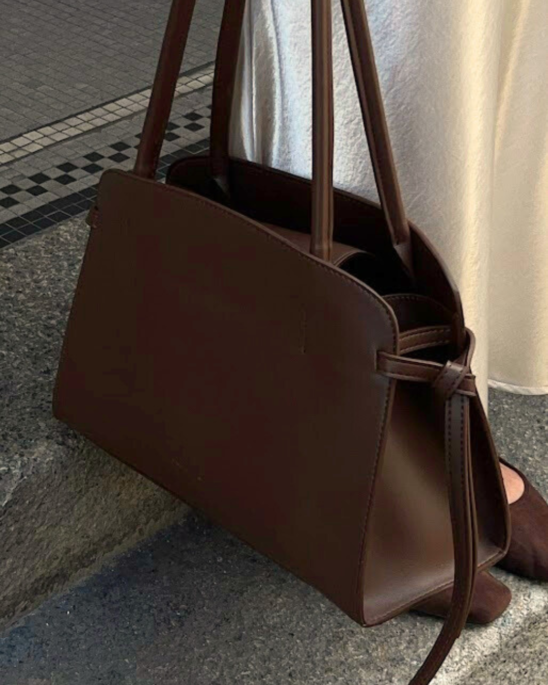 Pirrie Hourglass Bag - Cacao